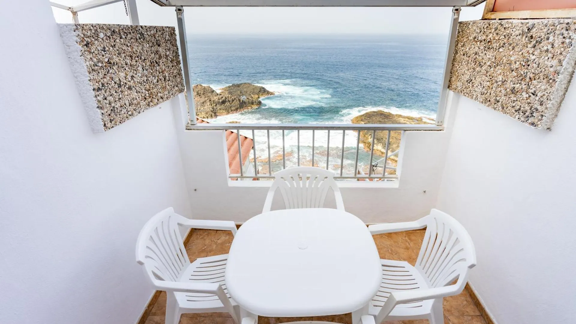 Ek Vistas El Pris location